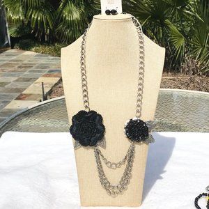 Boho Necklace Chunky Statement Black Bead Flower